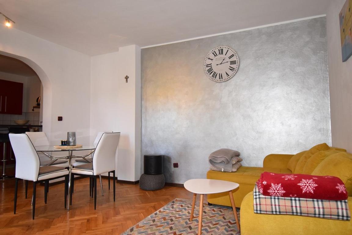 Superior Familiy Apartment Tina Vrsar Bagian luar foto