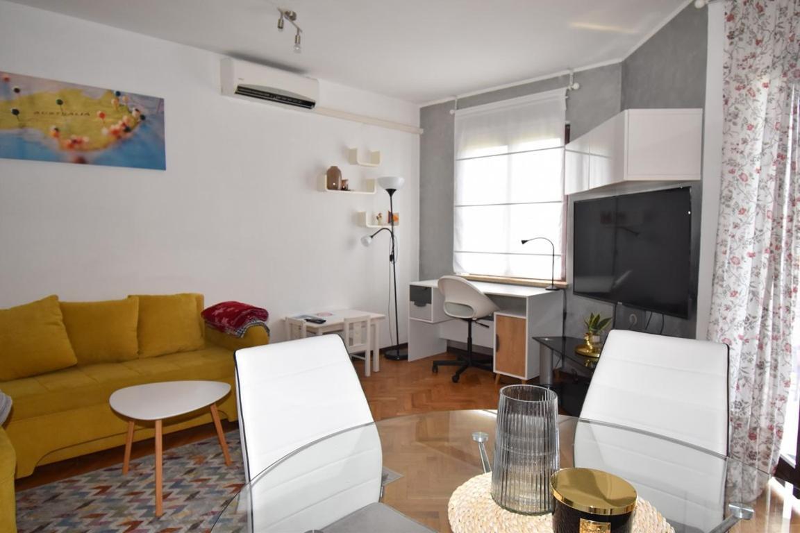 Superior Familiy Apartment Tina Vrsar Bagian luar foto