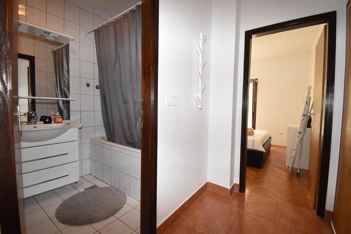 Superior Familiy Apartment Tina Vrsar Bagian luar foto