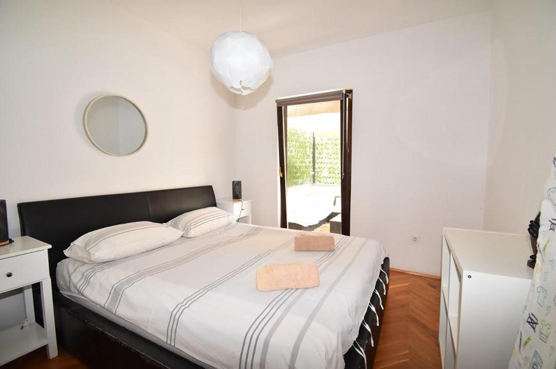 Superior Familiy Apartment Tina Vrsar Bagian luar foto